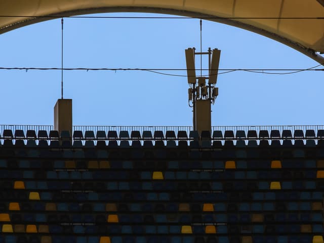 Why DAS Solutions Are the Key to Reliable Cell Service in Stadiums and Arenas