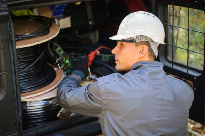 The Value of Creating a Cell Phone Signal Booster Carrier Network