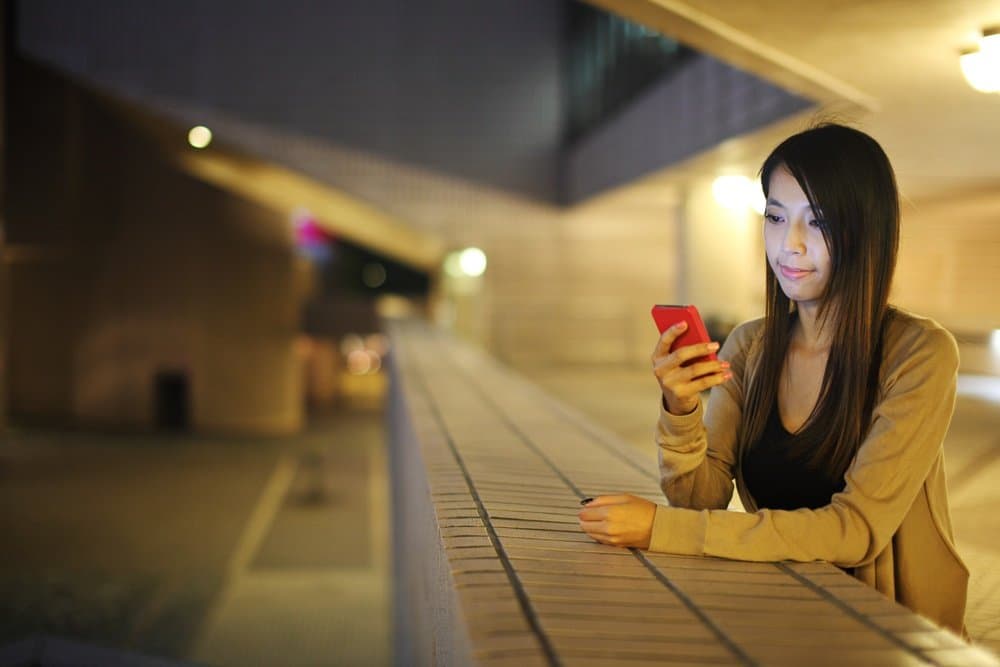 Improve Guest Engagement at Your Hotel with Better Cell Signal
