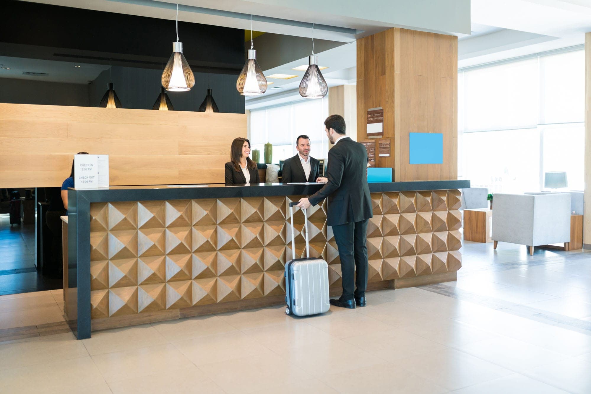 Holiday Inn Express and Suites Improves In-Building Cellular