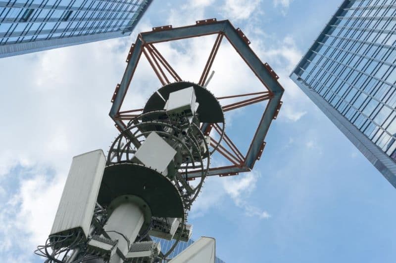 Cellular Service Cellular Networks: How Are They Built